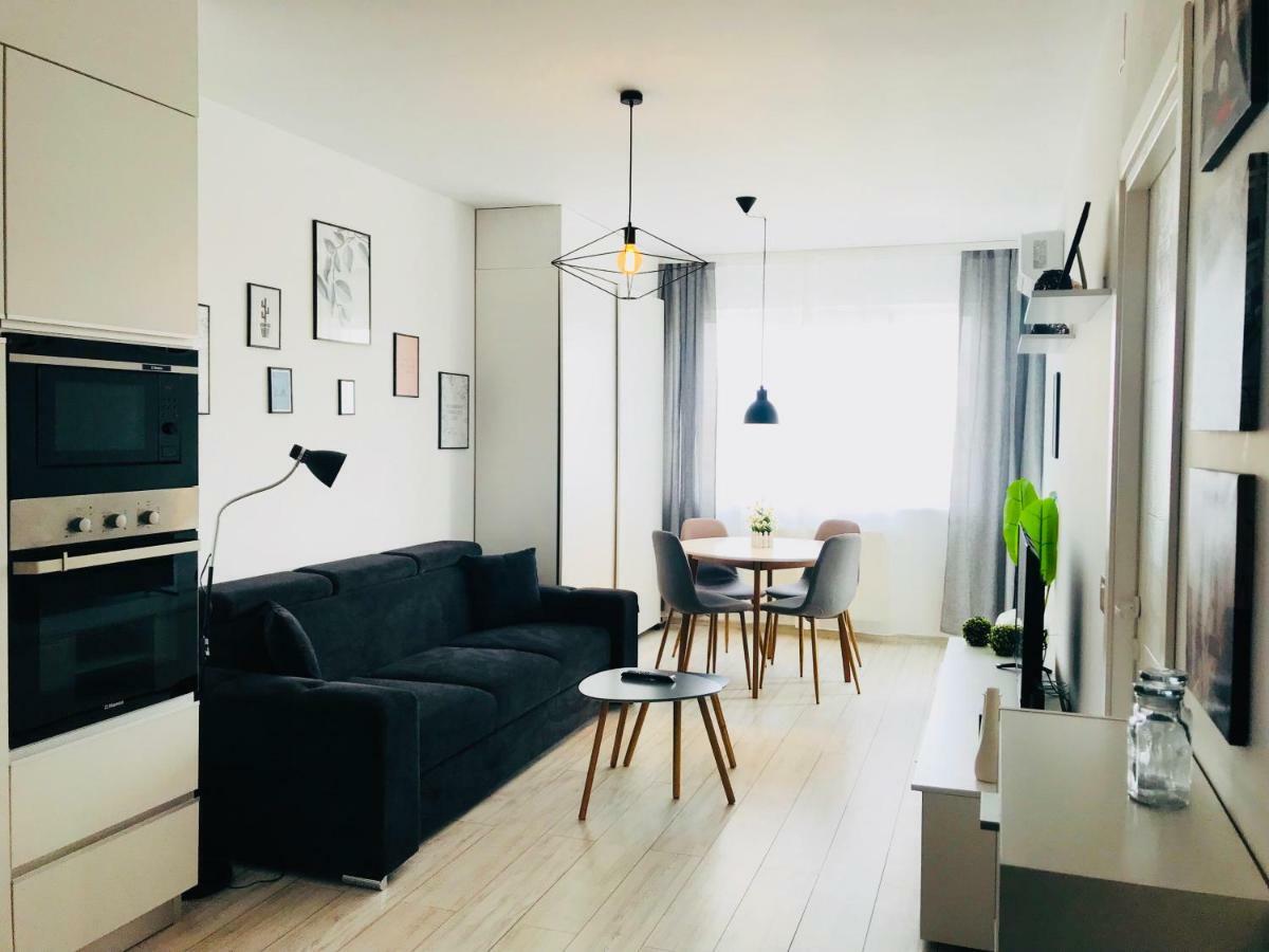 Residence P1 Oradea Bagian luar foto