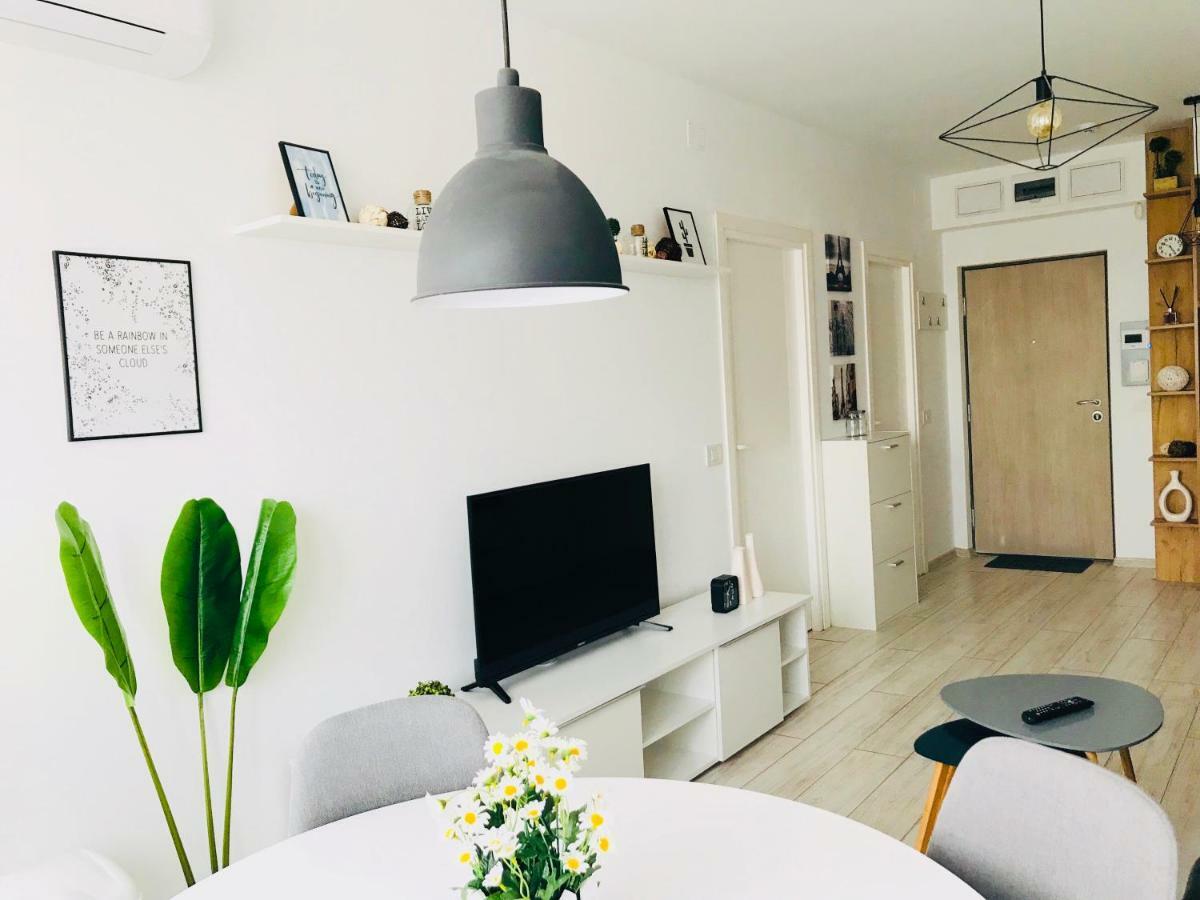 Residence P1 Oradea Bagian luar foto