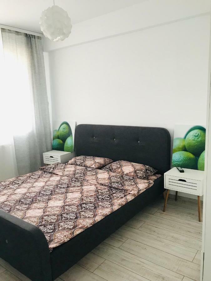 Residence P1 Oradea Bagian luar foto
